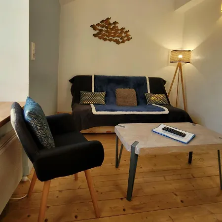 L' établissement APPARTEMENTS DESIGN , vous propose 4 appartements neufs avec services , lits faits à votre arrivée , serviettes de toilette , ménage, Wifi , en hyper centre , Vue mer à 200m , tout est accessible à pied Dieppe Esterno foto