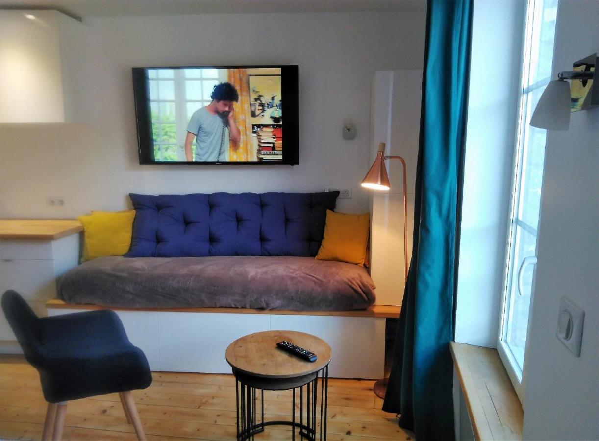 Appartement L' établissement Design , Vous Propose 4 Neufs Avec Services , Lits Faits à Votre Arrivée , Serviettes De Toilette , Ménage, Wifi , En Hyper Centre , Vue à 200m , Est Accessible à Pied